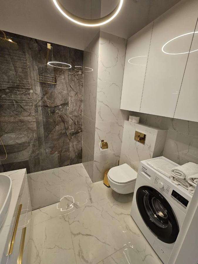 Riverside Apartments Nadmotlawie - Gym & Sauna, Free Parking Gdansk Bagian luar foto
