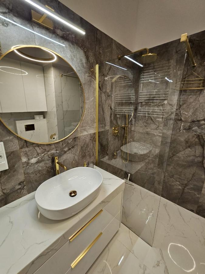 Riverside Apartments Nadmotlawie - Gym & Sauna, Free Parking Gdansk Bagian luar foto